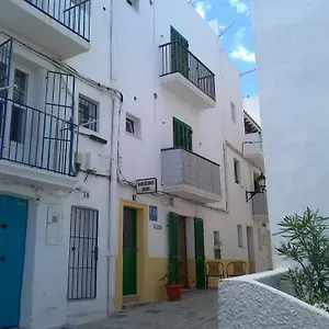Guest house Casa De Huespedes La Pena